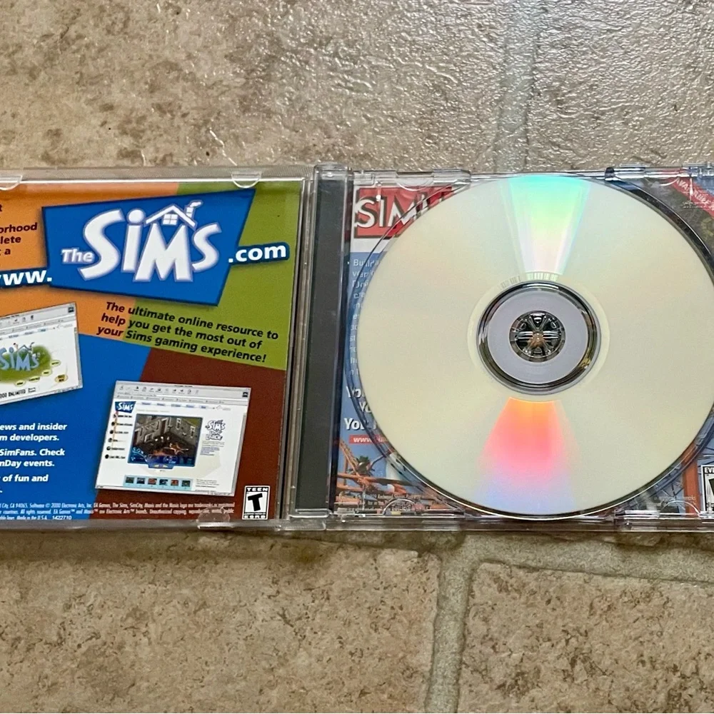THE SIMS - Livin' Large Expansion Pack With Code - PC CD ROM